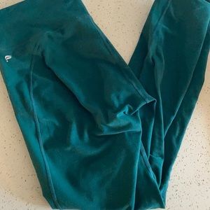 Forest green fabletics leggings